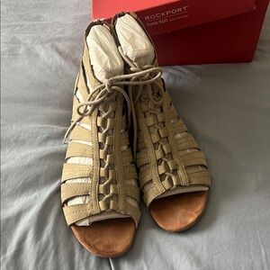 NEW Rockport Cobb Hill Women's Gabby Gladiator Sandals 11